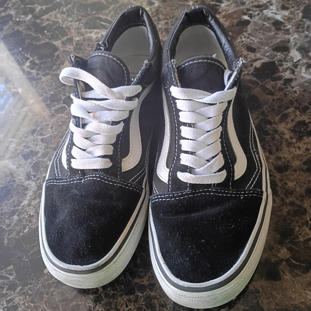 Vans Black and White Old Skool Low Top Sneakers - Picture 2 of 6